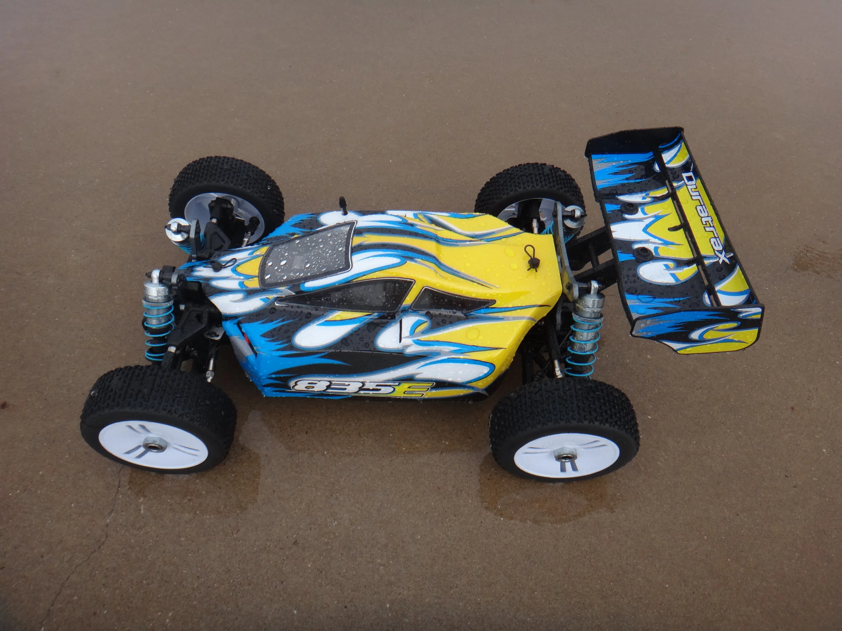 According to the manufacturer, the Duratrax 835E is designed to be completely waterproof