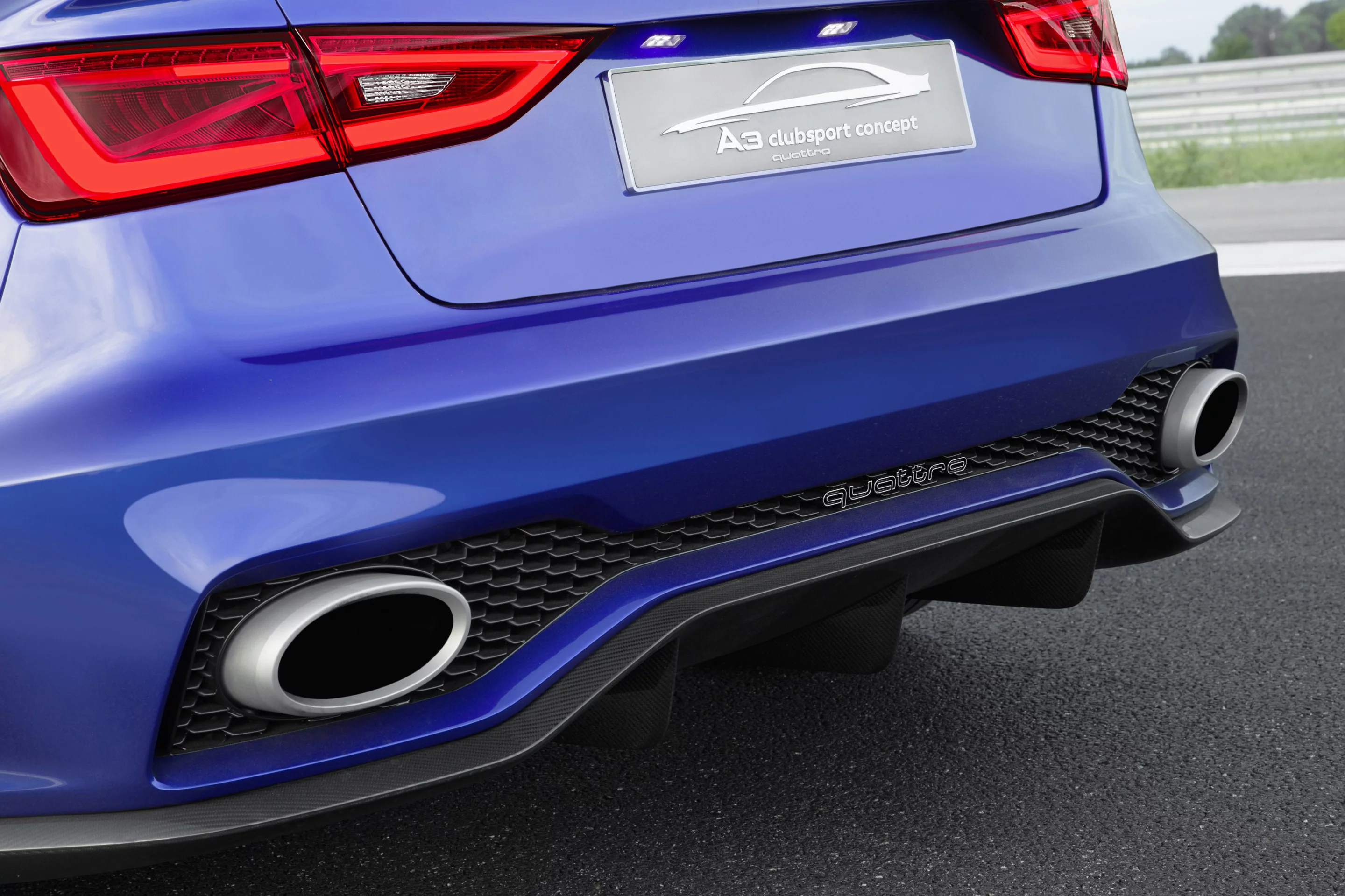 The rear includes a diffuser