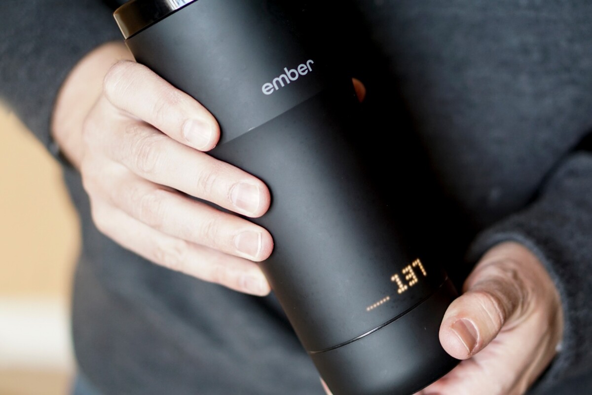 Review: A smart coffee mug that maintains your ideal ...