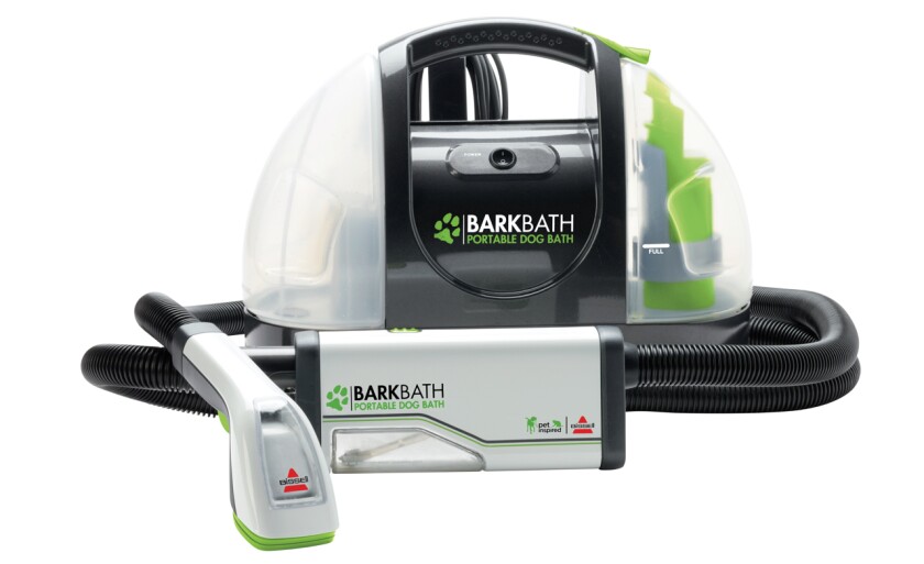 According to the company, washing an 80-lb (36-kg) dog with the BarkBath should only require 48 oz (1.4 liters) of water