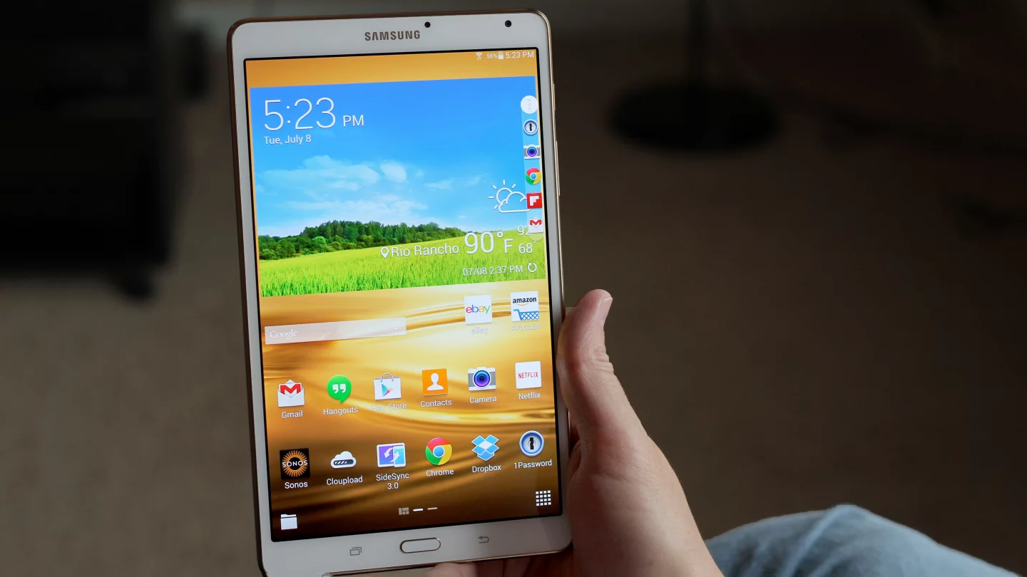 The Tab S' 2,560 x 1,600 display is stunning
