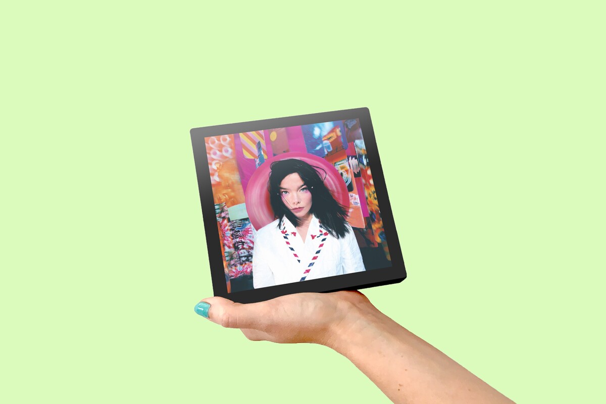 Hi Res Digital Music Player Designed For Displaying Album Art