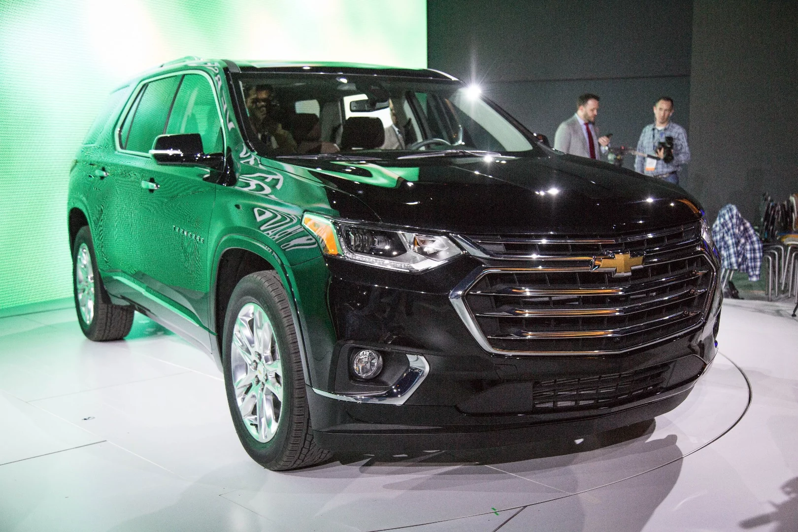 The second-generation Chevy Traverse puts a big, strong face forward at NAIAS 2017
