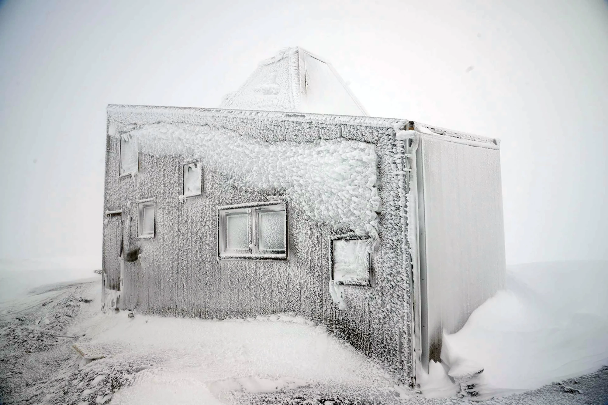 Energy-efficiency takes on a whole new level of importance when you're required to transport all goods via helicopter or sled (Photo: Svein Arne Brygfjeld)