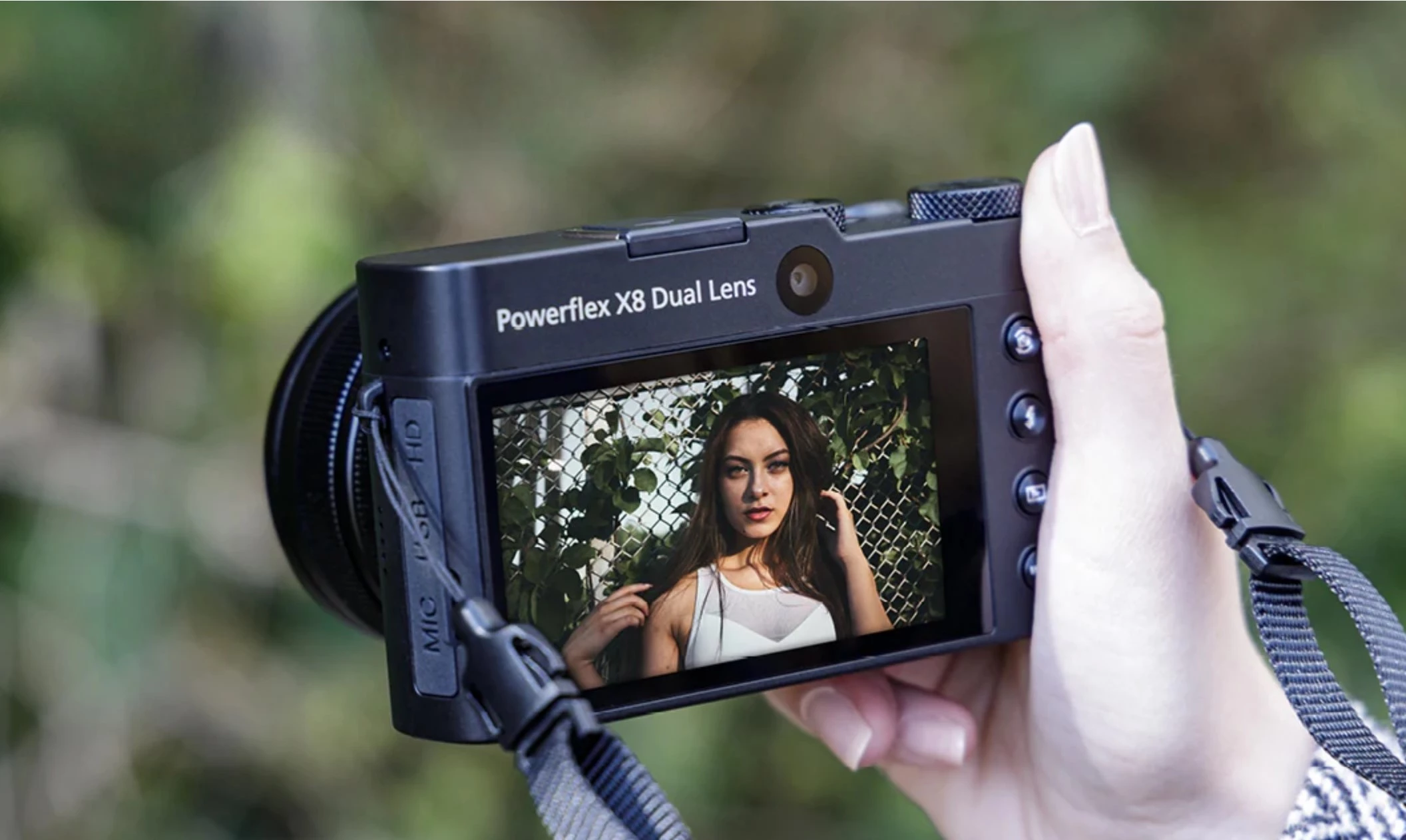 The touchscreen display can be used to frame subjects in front of the main lens out front or take the guesswork out of selfies via the small lens on the back