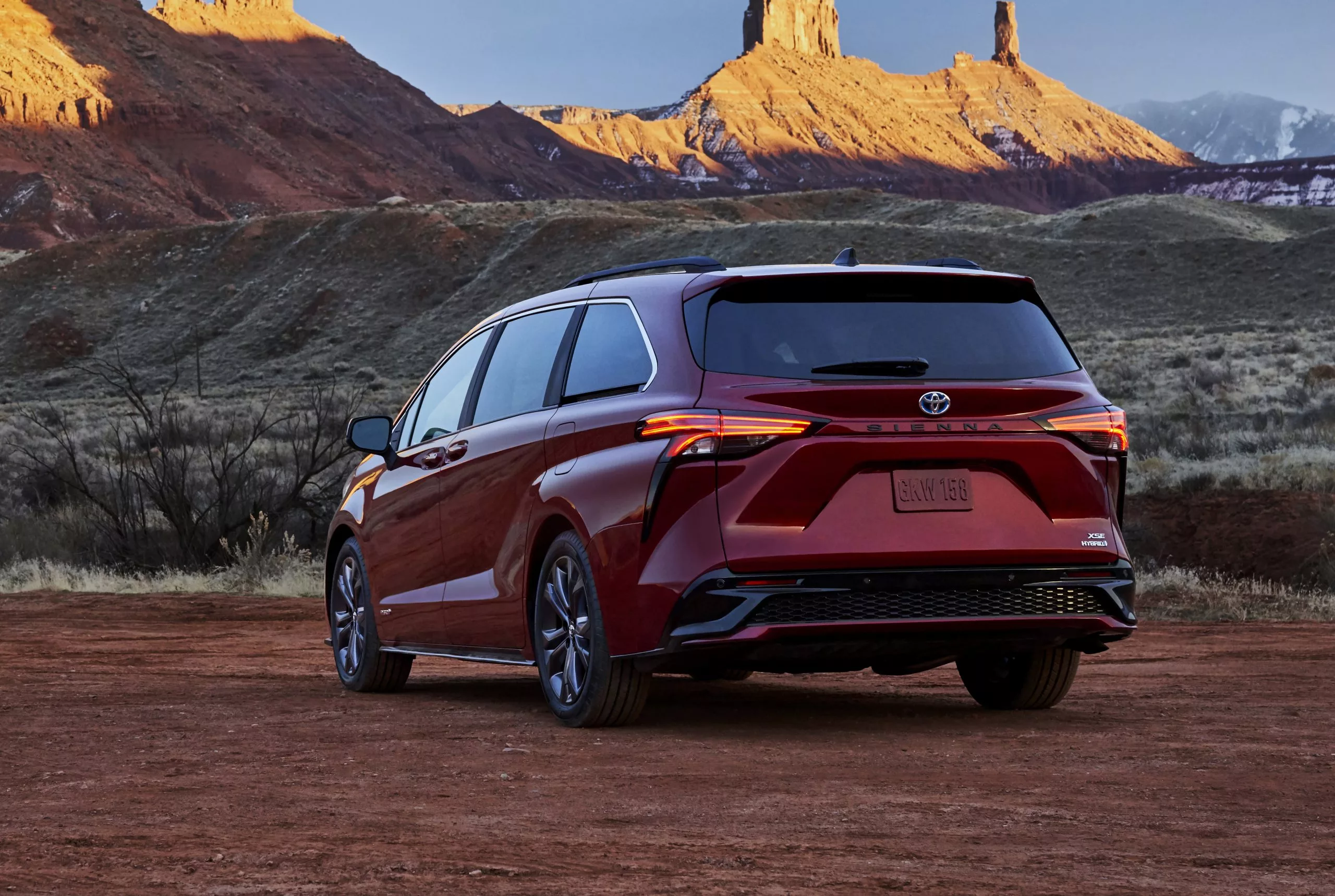 Beyond the full safety suite of active and passive safety systems in the 2021 Toyota Sienna, the van now has blind-spot monitoring as standard