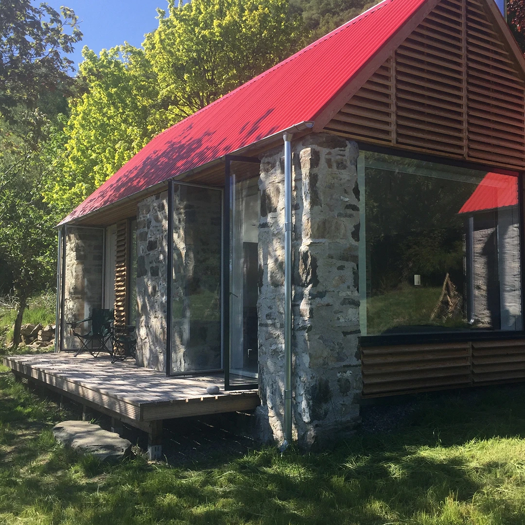 Fernaig Cottage was designed by Scampton and Barnett Architects