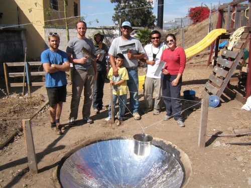 The first Caloris Basin workshop, with Sweatshop and Cooperativa Organica in Tijuana (Photo: Substitute Materials)