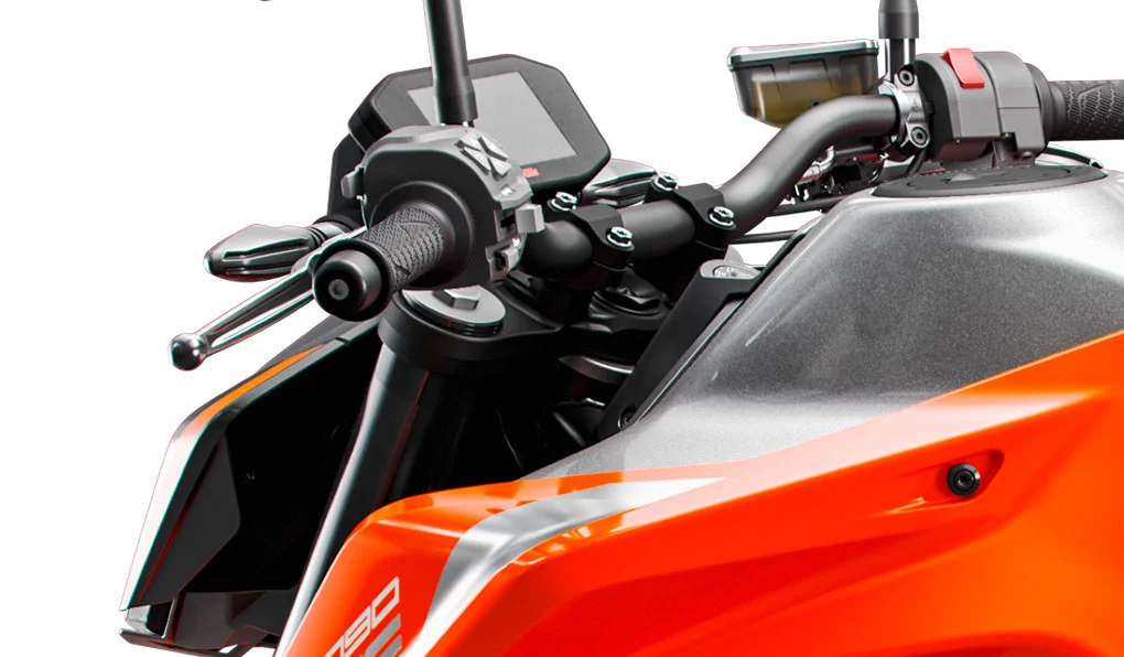 The new Duke 790 shares its styling DNA with its siblings in the range