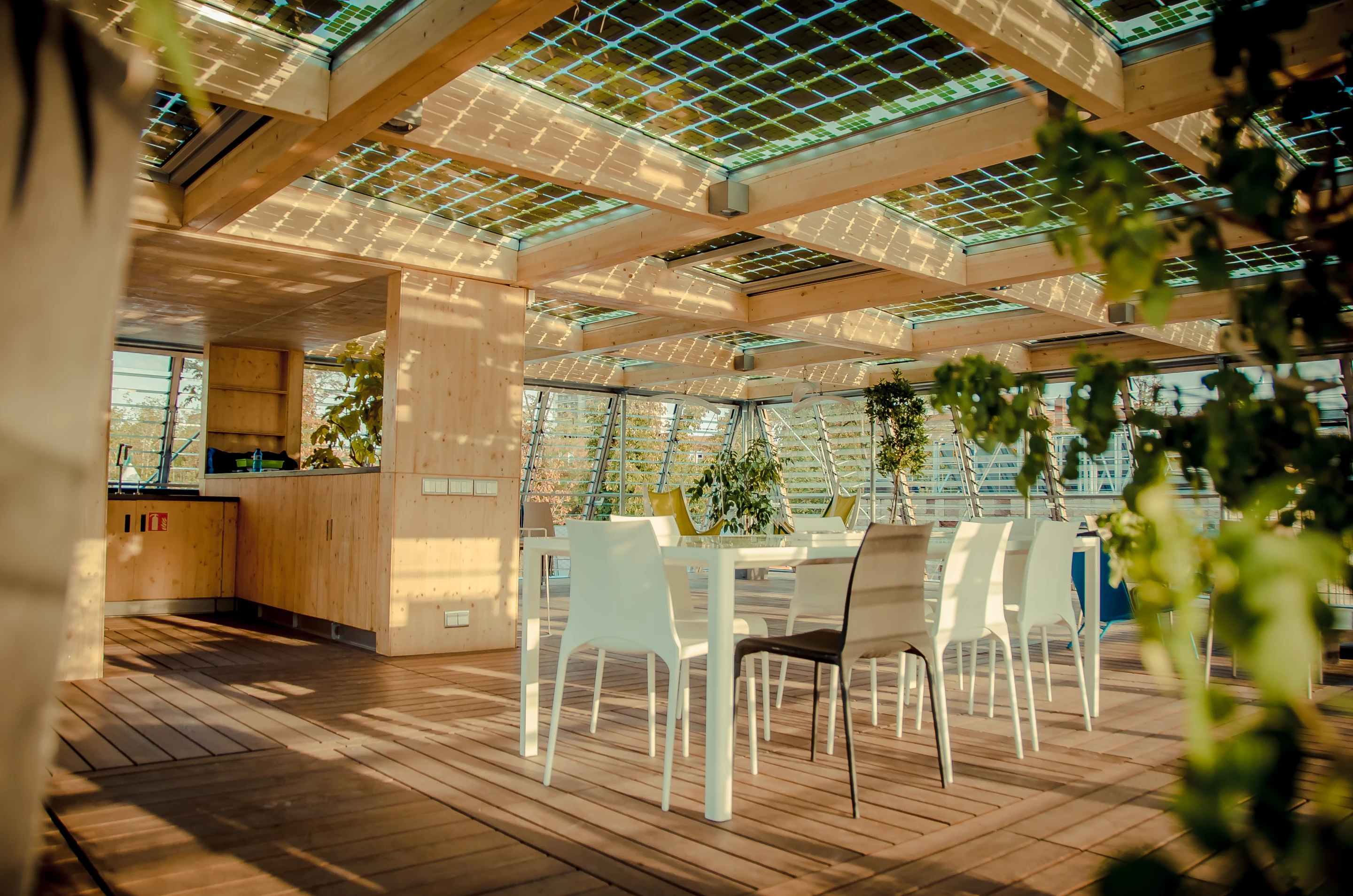 Canopea takes advantage of the sun’s energy through an integrated system of rooftop photovoltaic panels