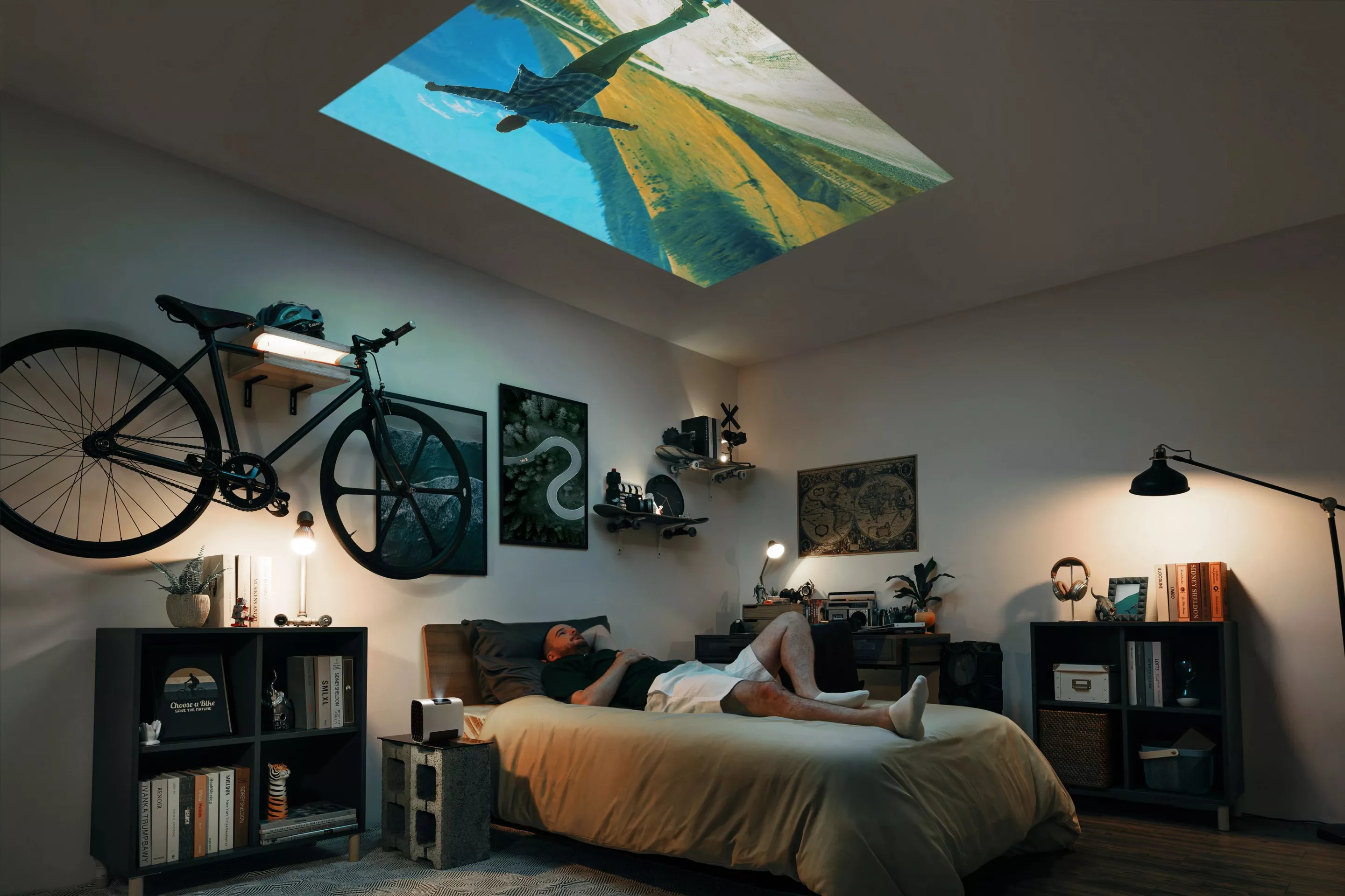 Autofocus and auto keystone correction make for flexible placement