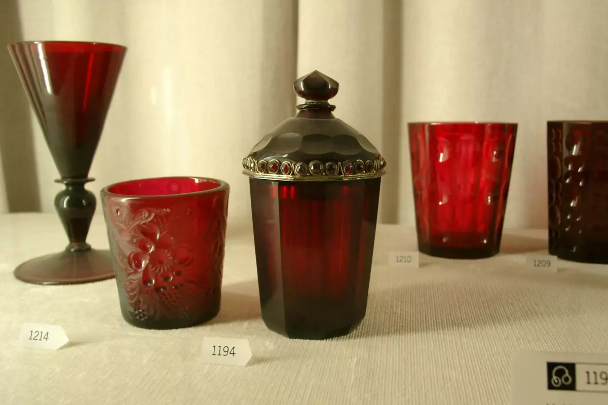 Examples of items made from gold-infused cranberry glass