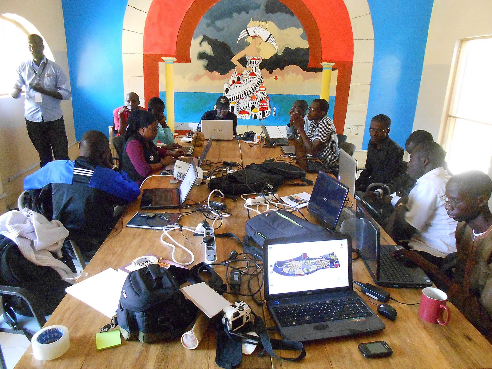 Teams operated all over the globe, including at this Senegalese hackerspace (Photo: jpoesen)