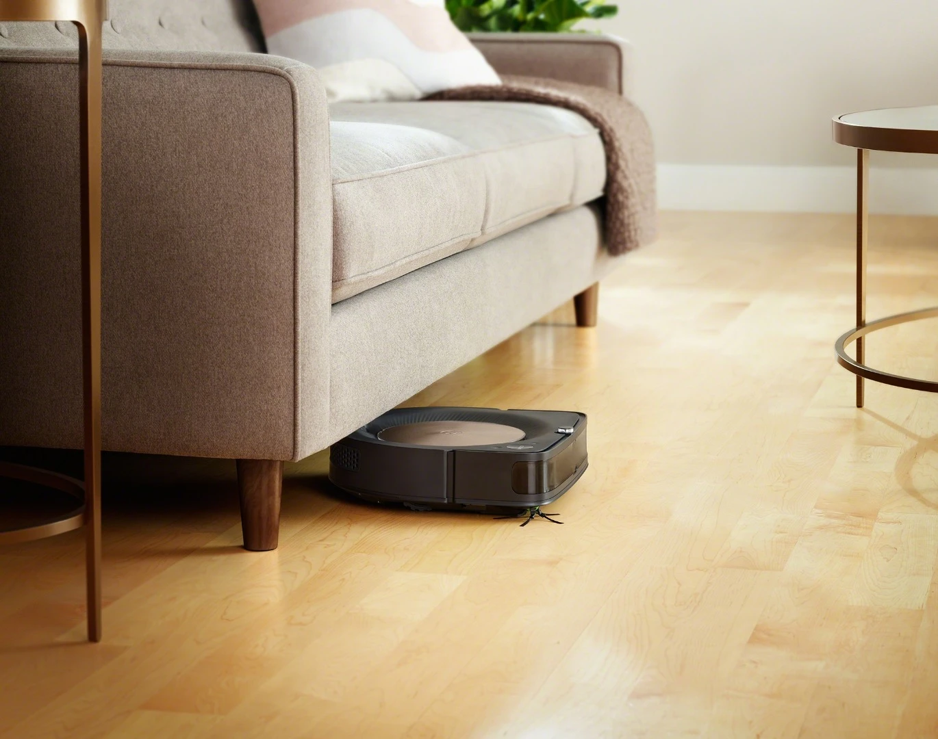 The Roomba s9+ at work