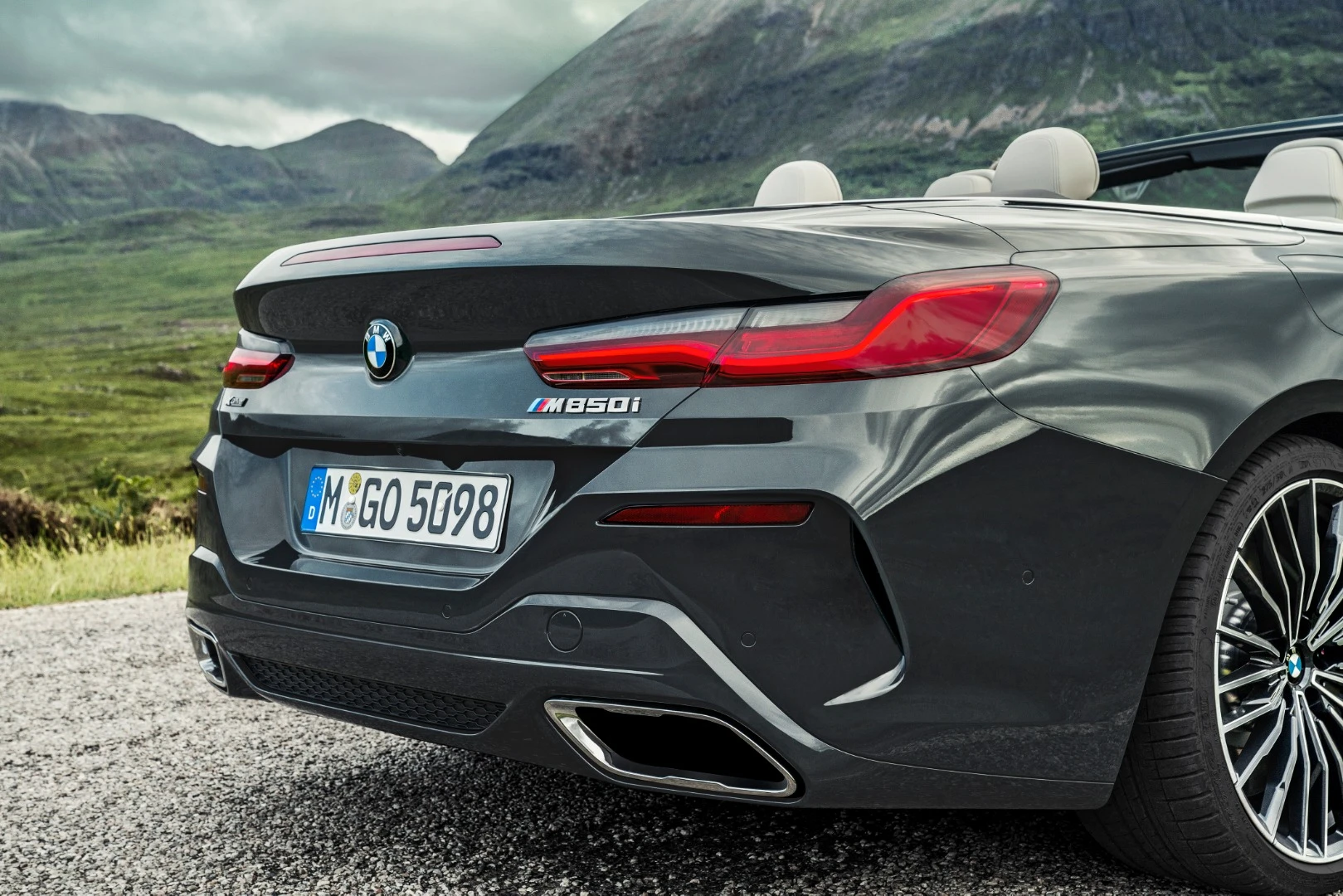 A closer look at the BMW 8 Series Convertible's rear-end