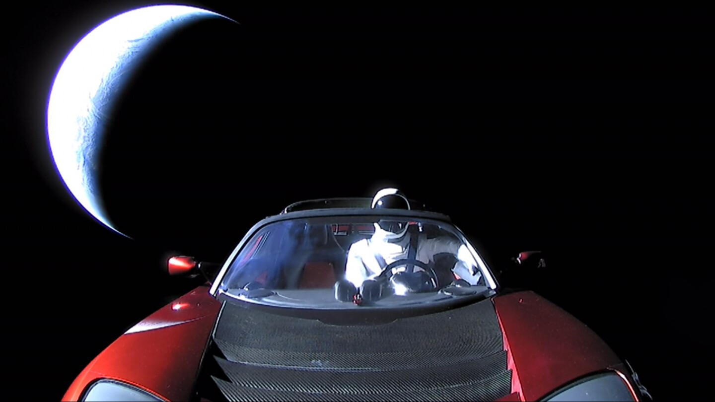 Last image transmitted from the Roadster