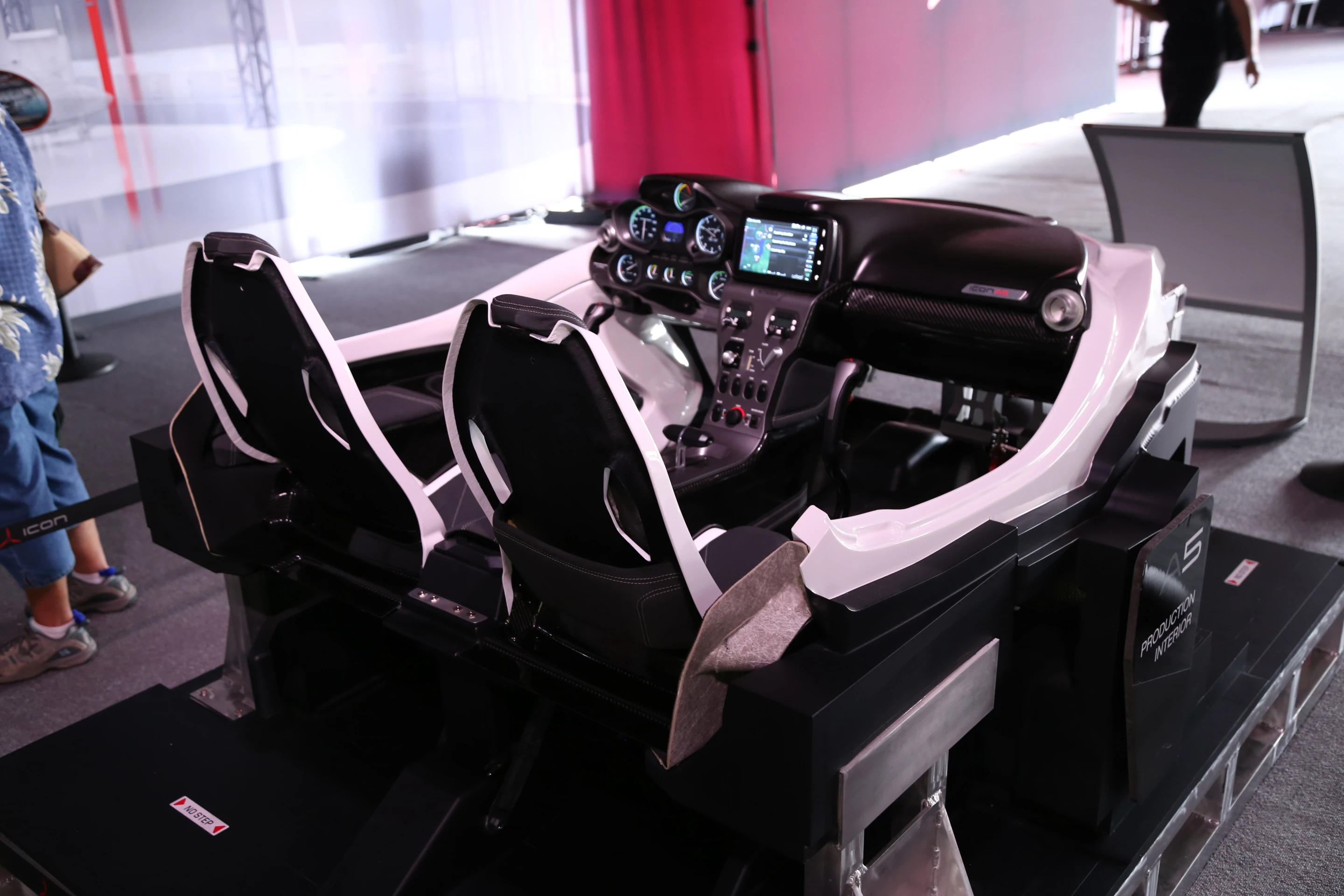 ICON A5 cockpit mock up (Photo: Angus MacKenzie/Gizmag.com)