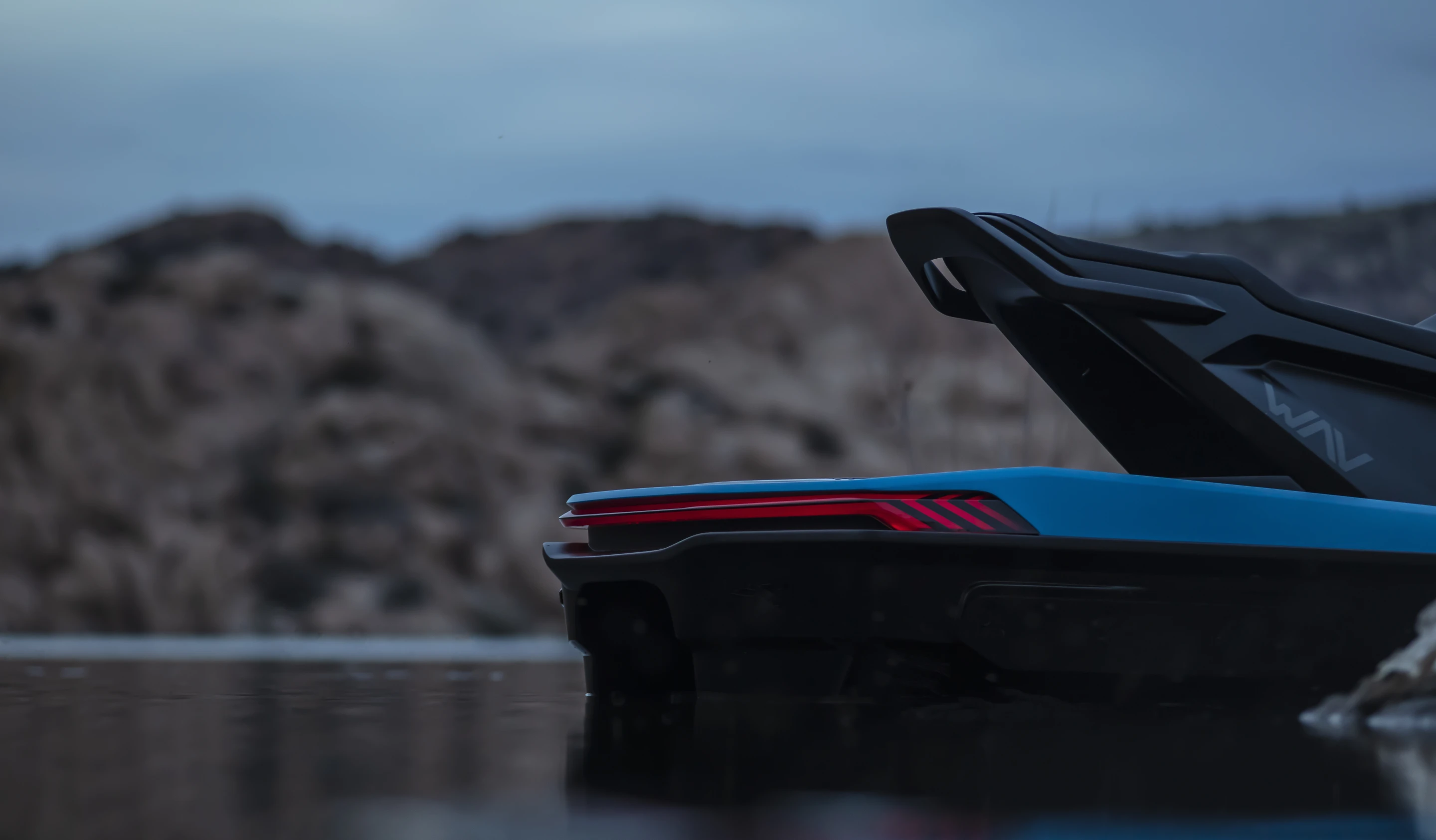 The WAV features LED head- and tail lights