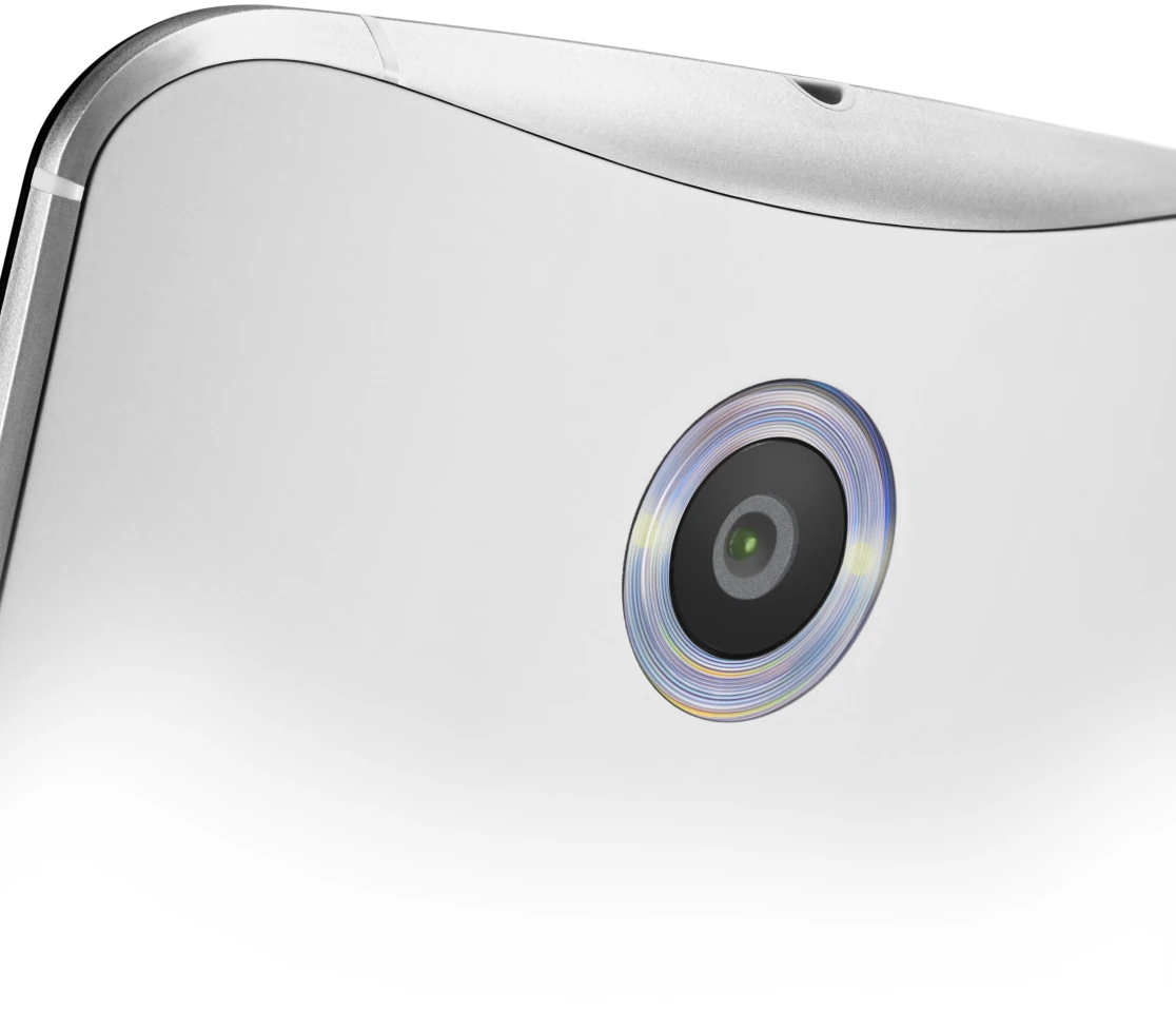 The Nexus 6 sports a 13 MP shooter
