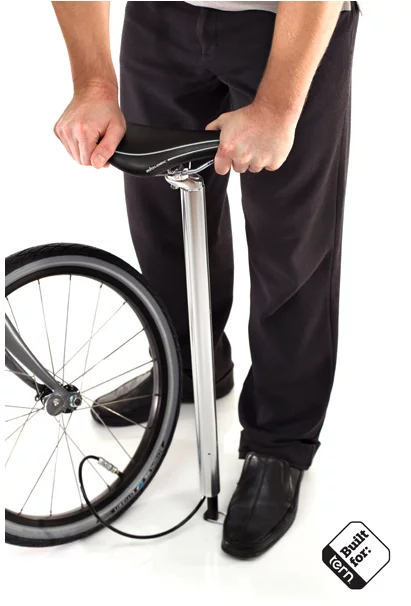 The PostPump 2.0 pulls out and works as a floor pump