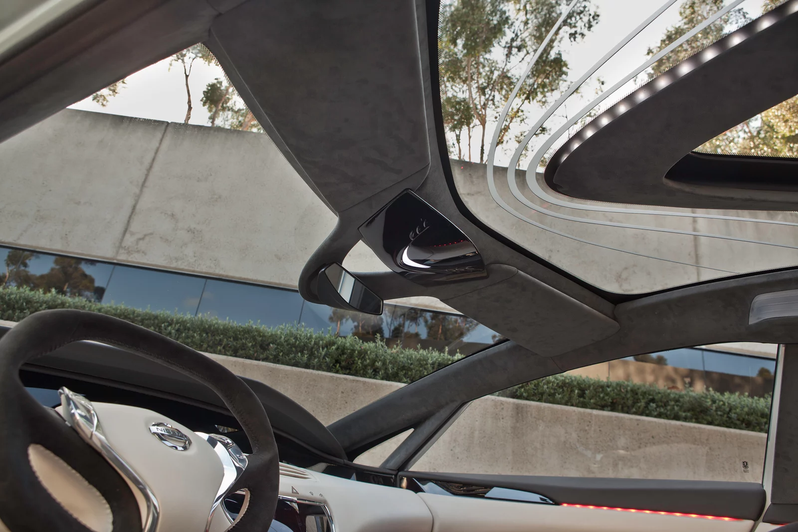 Nissan Ellure Concept