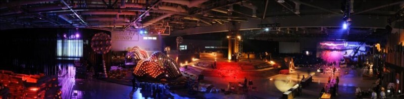 The Live Park 4D World Tour is comprised of 65 different attractions over a 10,000 sq. foot space, which houses several large interactive displays as well as some installation art pieces