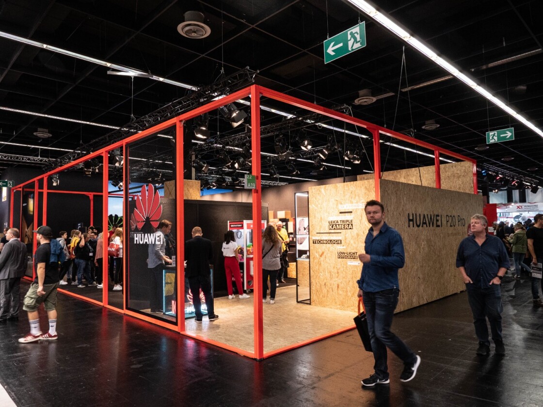 Chinese phone manufacturer Huawei hit Photokina to show off its high-end phone cameras