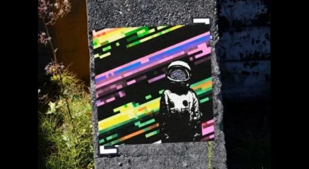 The image is animated with a moving background using the LZRTAG Android app (Photo: LZRTAG)
