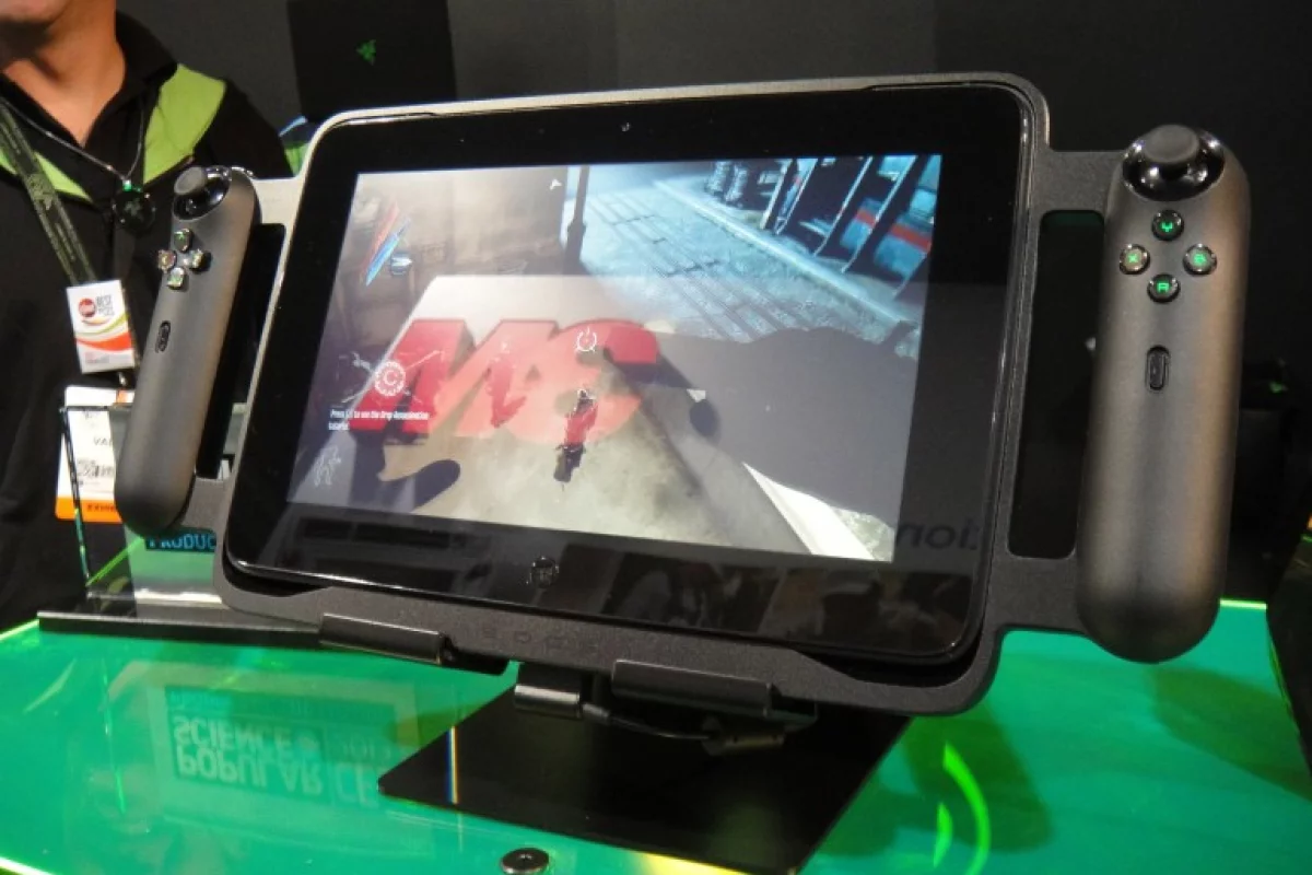Razer Edge on display at CES