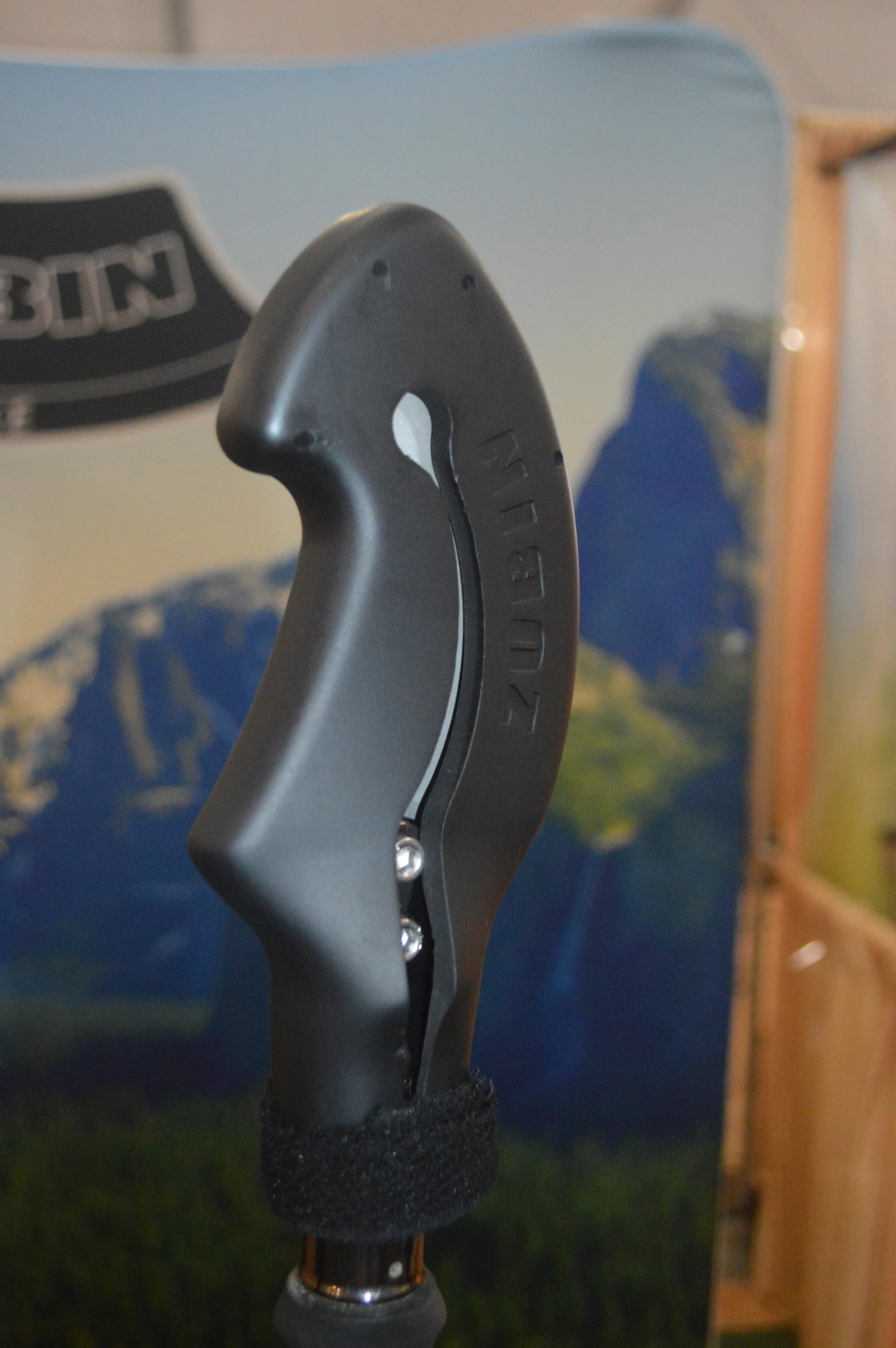 A sheath for the dual-sided survival axe