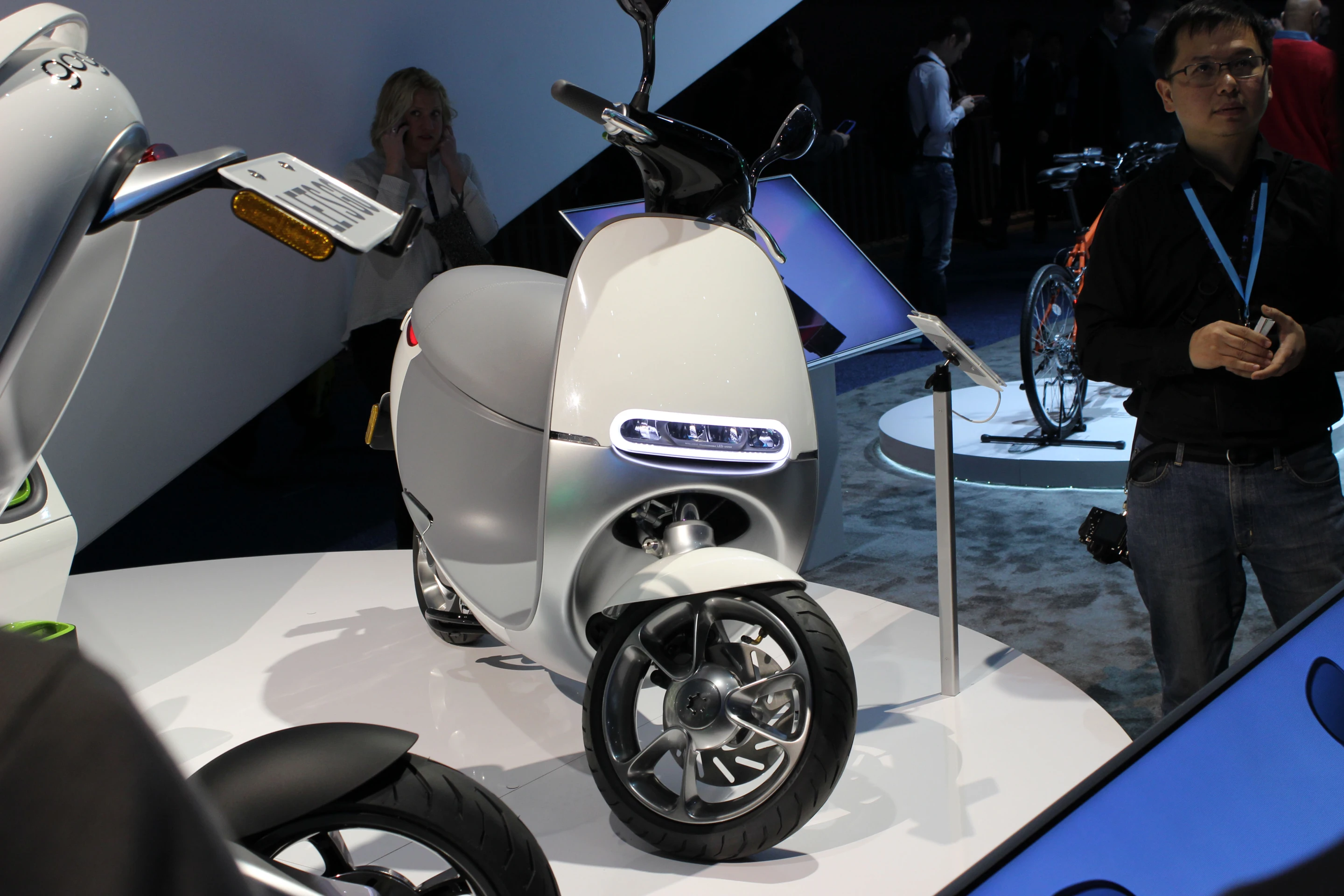 Announced at this week's CES, Gogoro hopes that its Smartscooter will change the way people in cities use energy to move around (Photo: Will Shanklin/Gizmag.com)