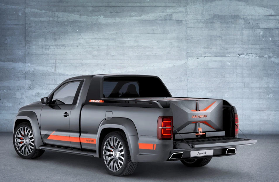 The audio package packs neatly into the Amarok's cargo bed