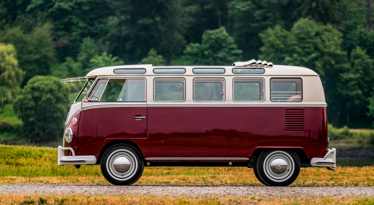 1967 Volkswagen Type II 21-Window Samba Bus | Estimate: from $115,000 to $175,000 | Auction House: Mecum | Official Auction Description