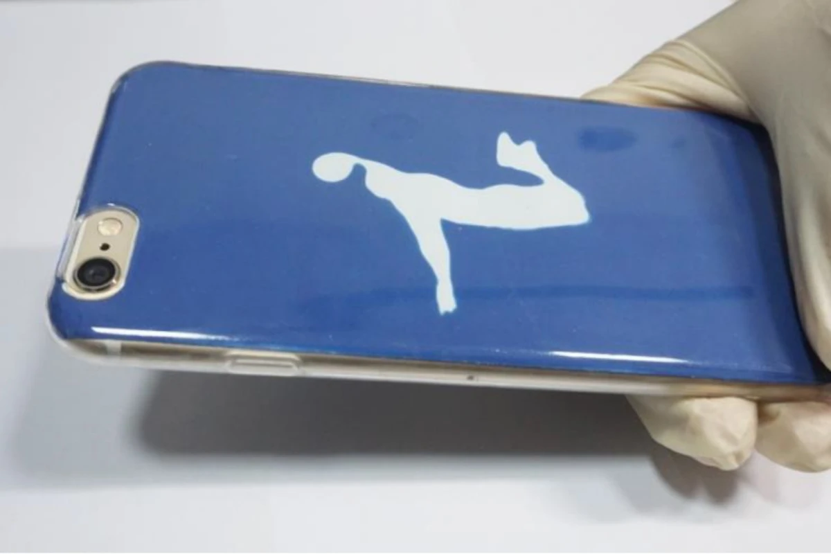A piece of the paper was used to create a rewritable smartphone case
