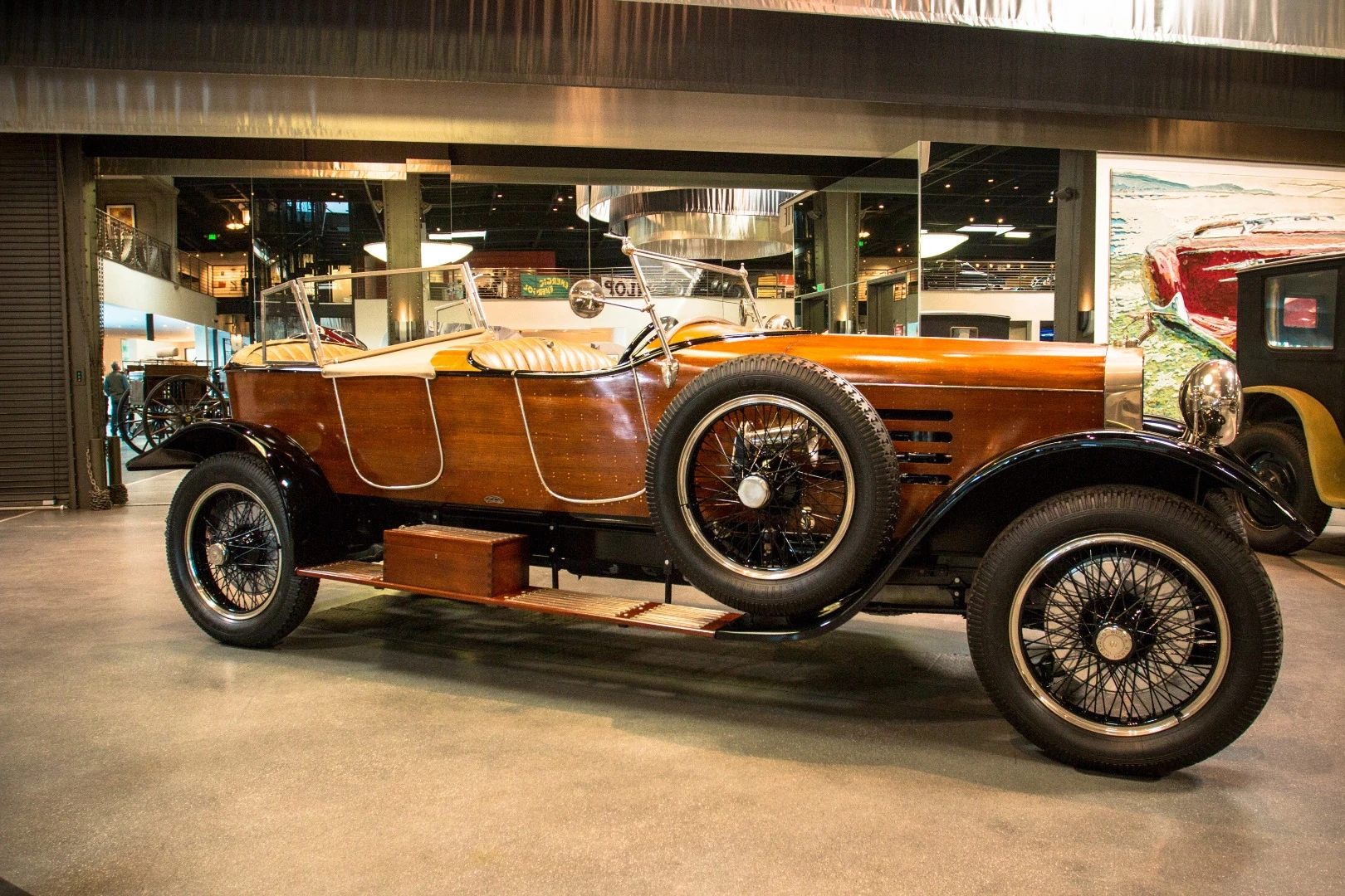 1922 Hispano-Suiza H6B Skiff-Torpedo: three-speed manual gearbox and four-wheel servo-assisted drum brakes