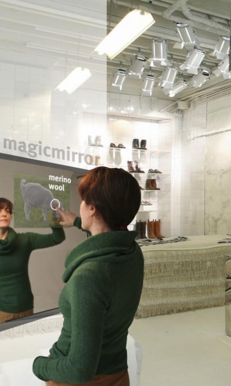 The interactive RFID fittingroom mirror