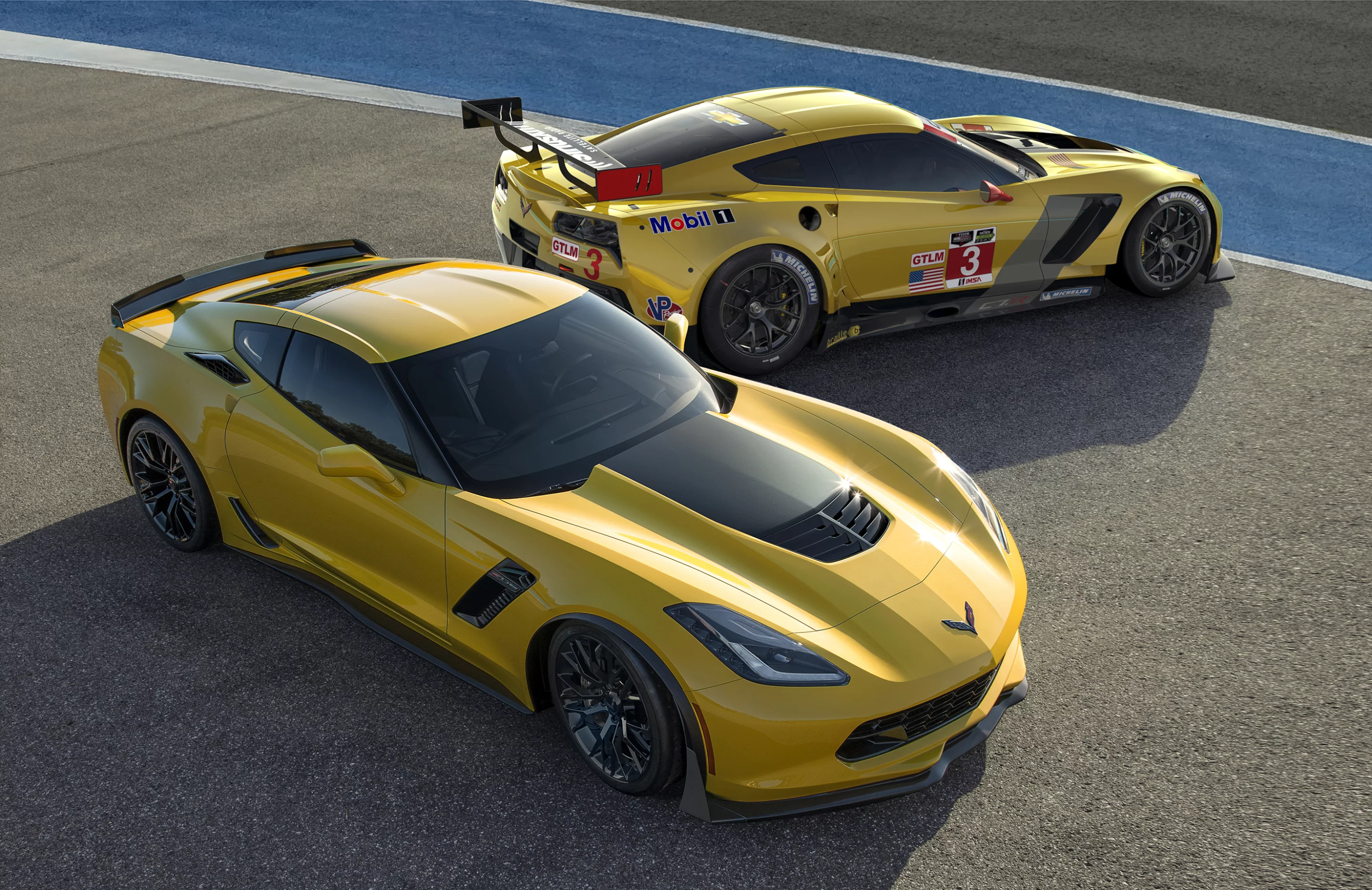 CR7 track racer version in the background with serious wing in place
