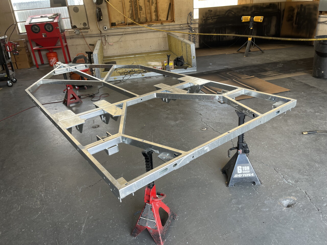The steel frame has been thinned out since the original Topo days, something that might seem disconcerting to those used to ultra-beefy steel beams in boxed ladder formation. Escapod explains that the rugged weight-bearing structure of the monocoque body allows for a sleeker chassis, which has in turn saved on total weight. It replaces the 2x2-in steel square tubes with 2x1-in tubes and uses a rather unique beam structure meant to provide a precise mix of high strength, low weight