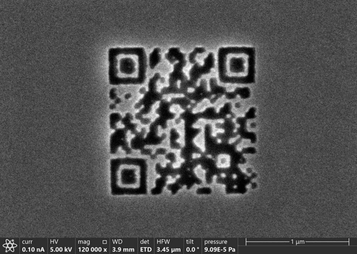 Tiny QR code achieved using electron microscope technology