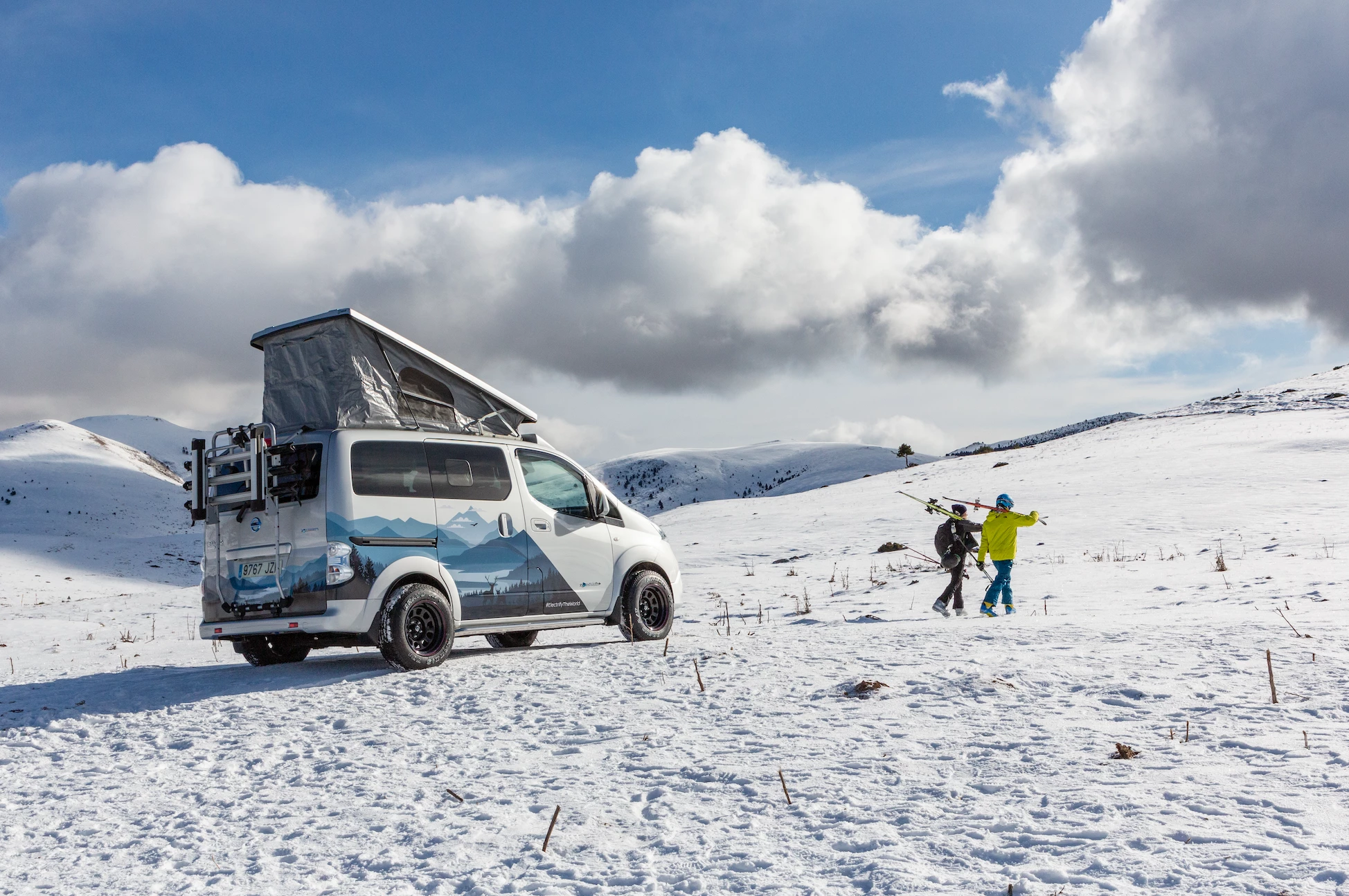 Nissan explores the future of electric four-season camping with the e-NV200 Winter Camper concept