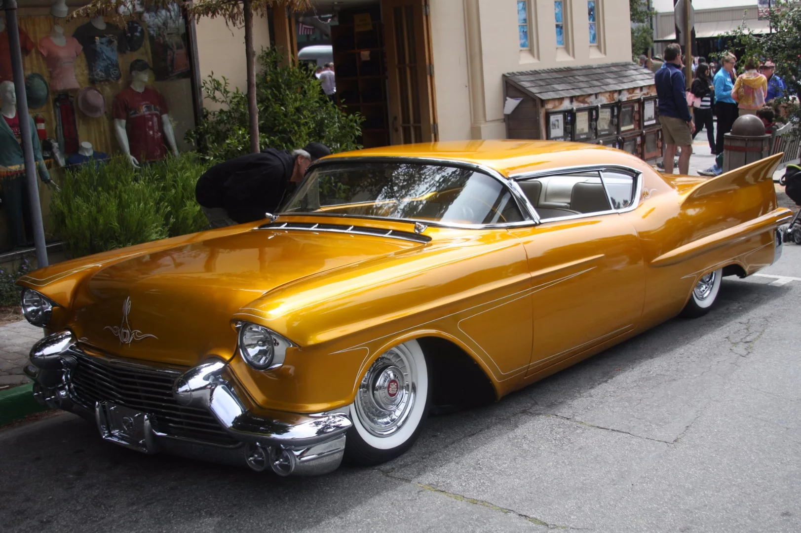 Another side street side show