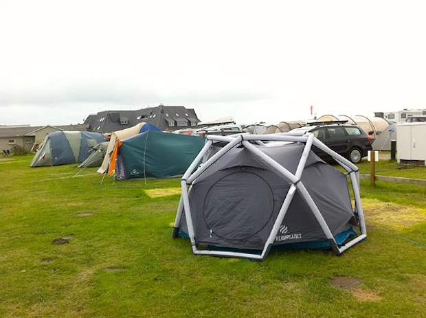 The inflatable geodesic "Cave" tent from Heimplanet