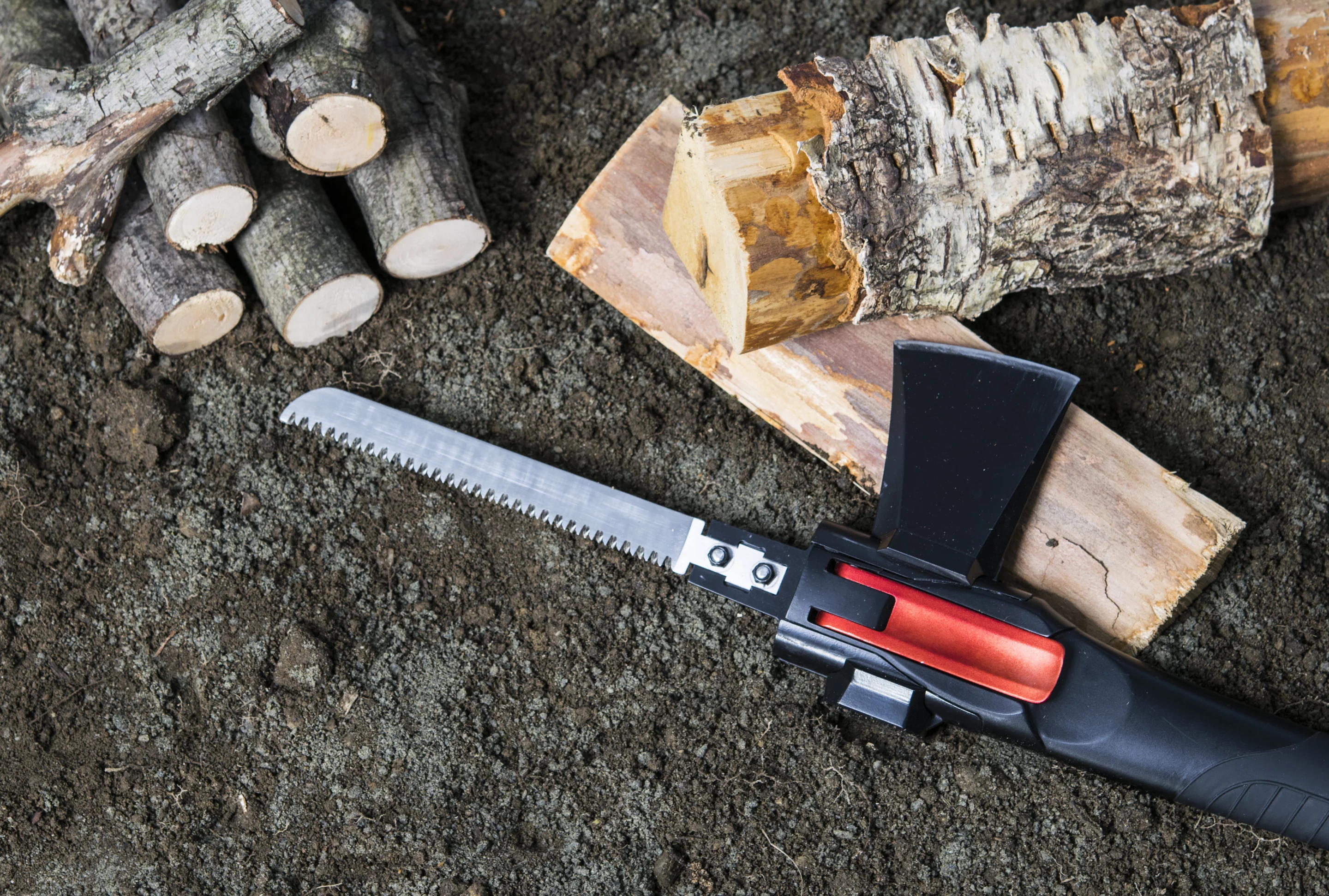 The AM-V2, set up for use as a saw