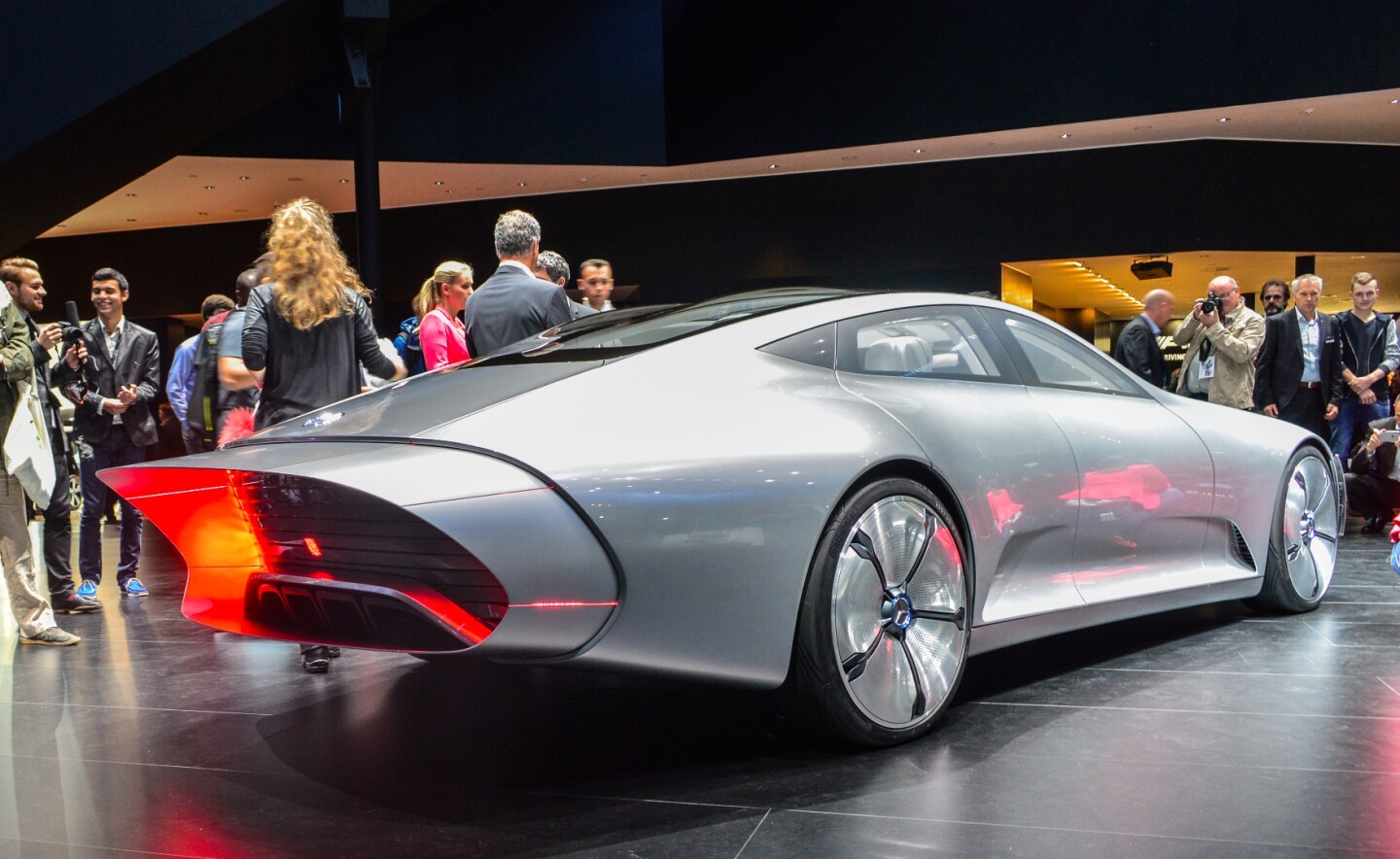 The tail extends at speeds over 50 mph (or when Mercedes activates it at trade shows), helping push drag coefficient down to 0.19
