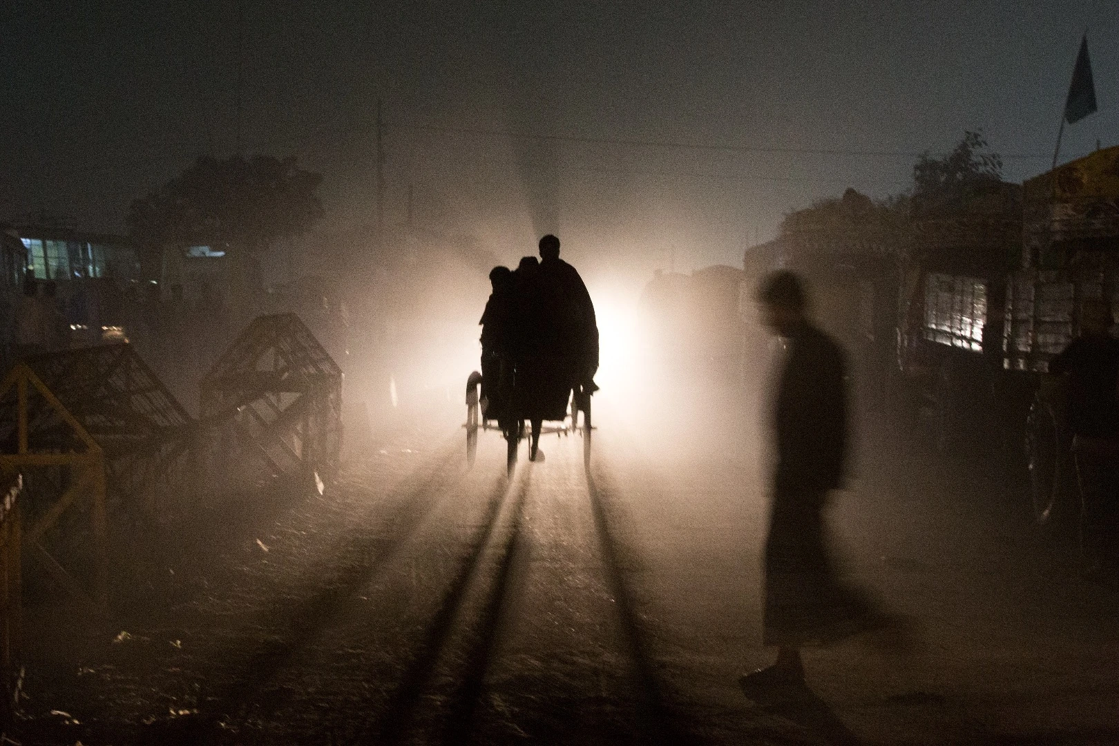 Winner of 05:00 Hour. Mohammad Shaqui “Motion”, taken Dhaka, Bangladesh