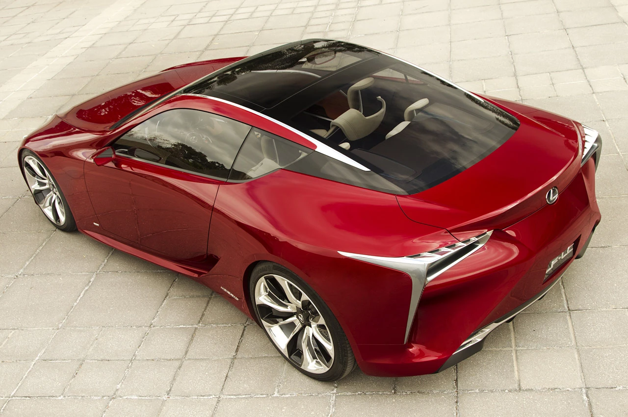 The LF-LC Hybrid Sports Concept