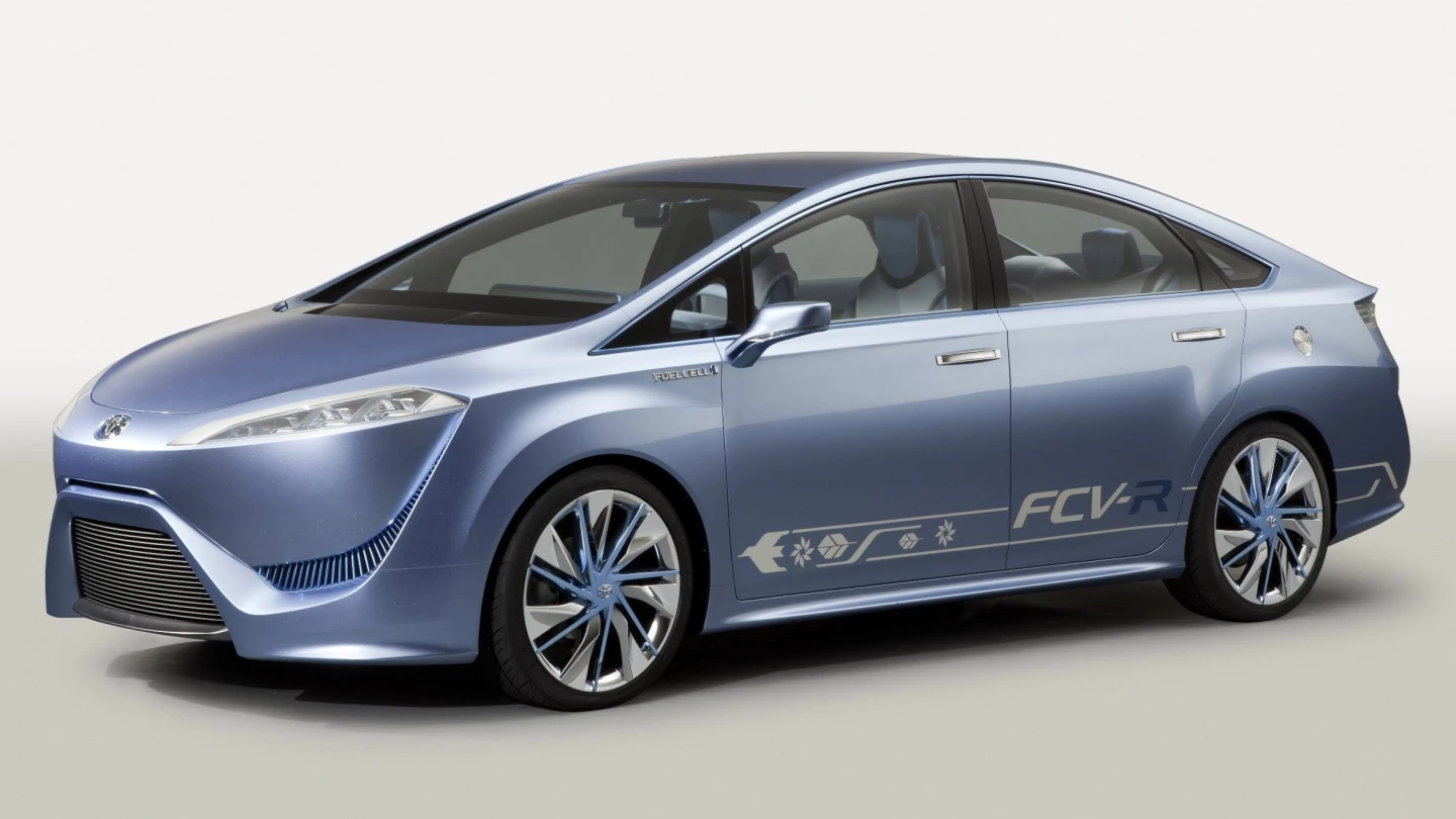 Planned to be in showrooms in 2015, the FCV-R stands for "Fuel Cell Vehicle - Reality & Revolution"