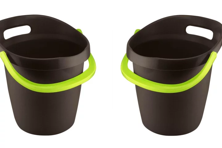 The Leaktite Big Gripper is a new take on the humble bucket, with an ergonomic design making it easier to use