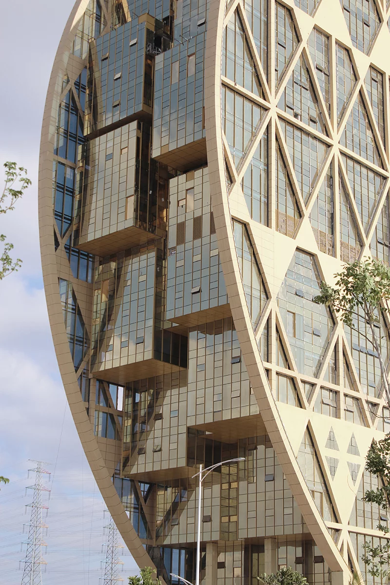 The building is 138 m (452 ft) high (Photo: Joseph di Pasquale architect)