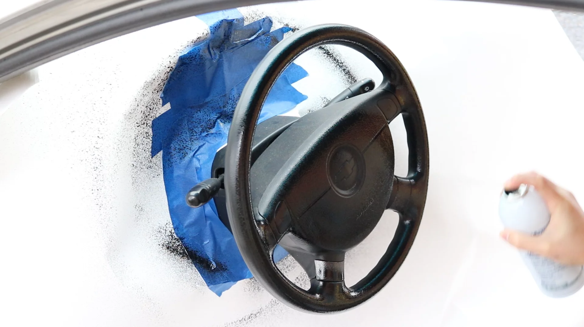Electrick applied to a steering wheel